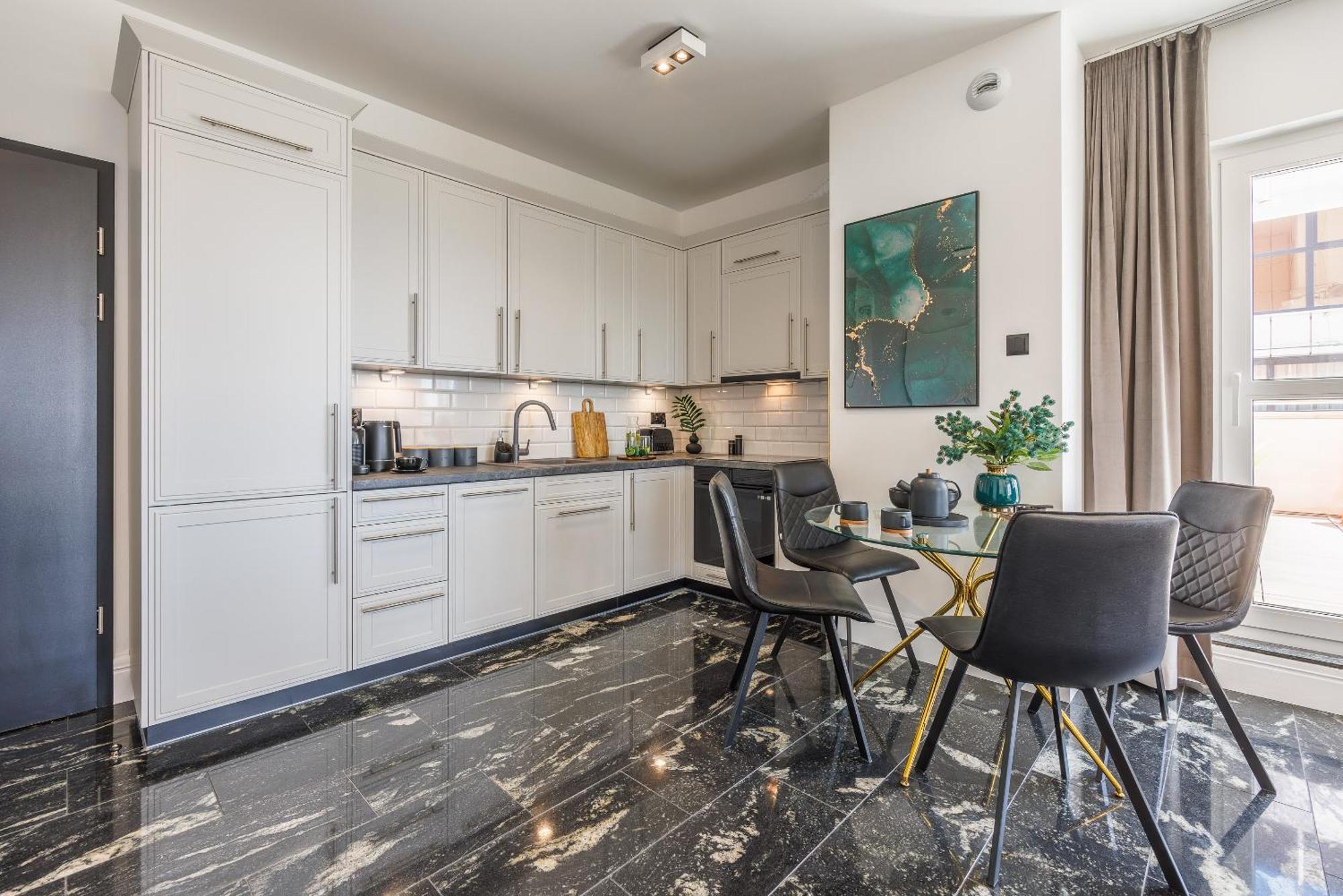 Emihouse Riverside Premium Apartments & Free Parking Rzeszow Luaran gambar